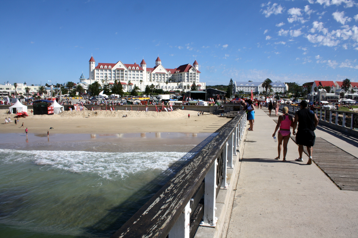 Muelle de Playa Hobie Beach